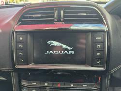 2016 Jaguar
F-PACE 30d R-Sport
