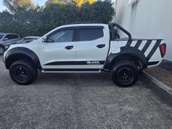 2017 Nissan
                Navara ST-X N-SPORT Black Edition