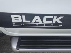 2017 Nissan
                Navara ST-X N-SPORT Black Edition