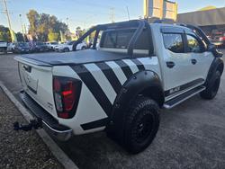 2017 Nissan
                Navara ST-X N-SPORT Black Edition
