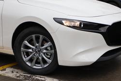 2025 Mazda 3 G20 Pure