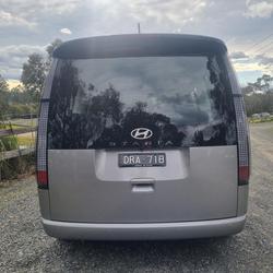 2025 Hyundai
STARIA Highlander
