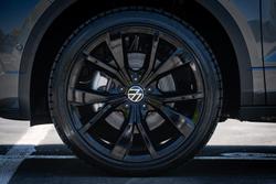 2025 Volkswagen T-Roc 140TSI R-Line