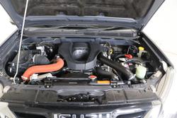 2021 Isuzu
MU-X LS-T