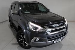 2021 Isuzu
MU-X LS-T