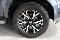 2021 Isuzu
MU-X LS-T