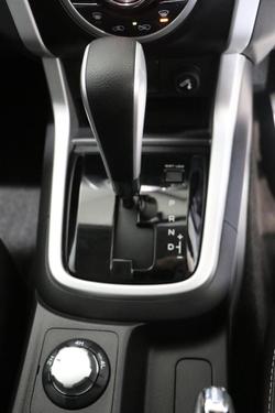 2021 Isuzu
MU-X LS-T