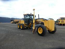 2017 John Deere 770Gp YELLOW