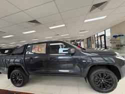 2024 Mitsubishi
Triton GLX-R