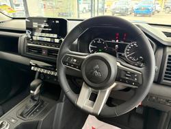 2024 Mitsubishi
Triton GLX-R