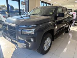 2024 Mitsubishi
Triton GLX+