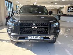 2024 Mitsubishi
Triton GLX+