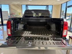2024 Mitsubishi
Triton GLX+