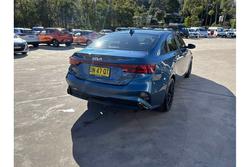 2021 Kia
                Cerato S