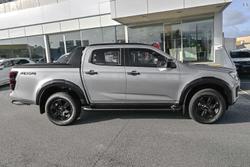 2024 Isuzu
D-MAX X-TERRAIN