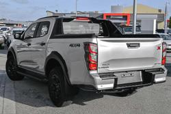 2024 Isuzu
D-MAX X-TERRAIN