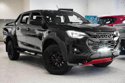 2024 Isuzu
D-MAX BLADE