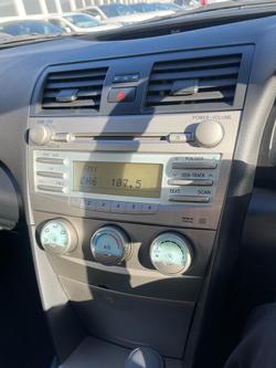 2011 Toyota
Camry Altise