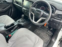 2023 Isuzu
D-MAX SX