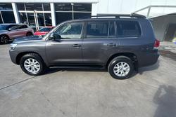 2020 Toyota
Landcruiser VX