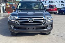 2020 Toyota
Landcruiser VX