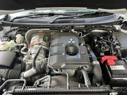 2023 Mitsubishi
Triton GLS