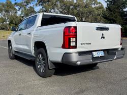 2023 Mitsubishi
Triton GLS