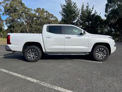 2023 Mitsubishi
Triton GLS