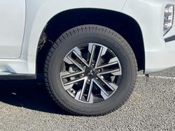 2023 Mitsubishi
Pajero Sport GLS