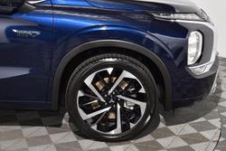 2023 Mitsubishi Outlander PHEV Exceed