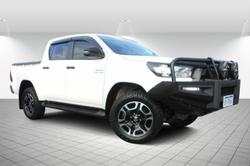 2022 Toyota
Hilux SR