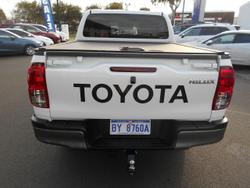 2022 Toyota
Hilux SR