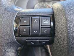 2025 Toyota
Hilux SR 48V