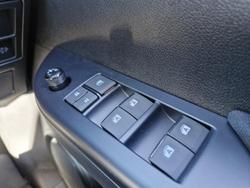 2025 Toyota
Hilux SR 48V