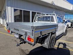 2025 Toyota
Hilux SR 48V
