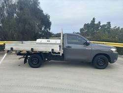 2020 TOYOTA
HILUX WORKMATE