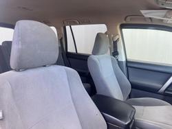 2013 Toyota
Landcruiser Prado GXL