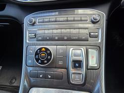 2023 Hyundai
                Santa Fe Elite