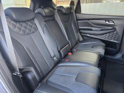 2023 Hyundai
                Santa Fe Elite