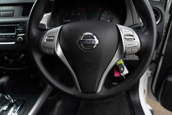 2020 Nissan Navara RX D23 Series 4 4X4 Dual Range Polar White