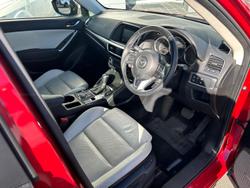 2017 Mazda
                CX-5 Akera