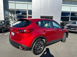 2017 Mazda
                CX-5 Akera