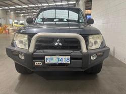 2006 Mitsubishi
Pajero VR-X