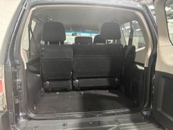 2006 Mitsubishi
Pajero VR-X