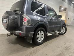 2006 Mitsubishi
Pajero VR-X