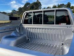 2024 Mitsubishi
Triton GLX