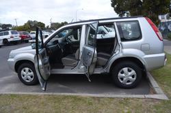 2005 Nissan
X-TRAIL ST