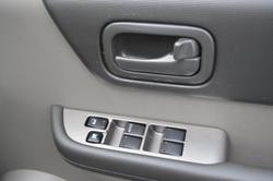 2005 Nissan
X-TRAIL ST