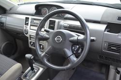 2005 Nissan
X-TRAIL ST