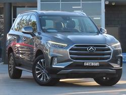 2022 LDV
D90 Executive